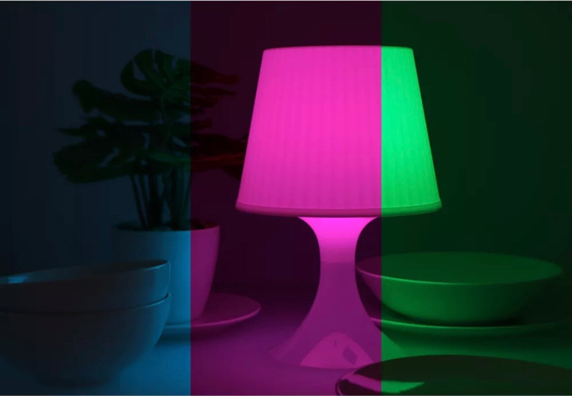 Pack découverte (2 ampoules E27 800 lumens White & Color + Pont + Interrupteur) connectés -14.900F