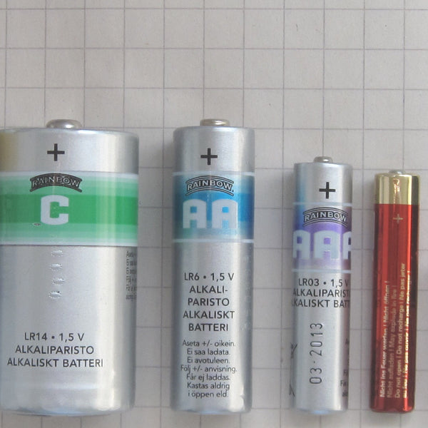 Piles/Battery boutons Lithium CR2032 3V CR1620 ( dispo : 1 2 5 10 20 50 ou  100 )