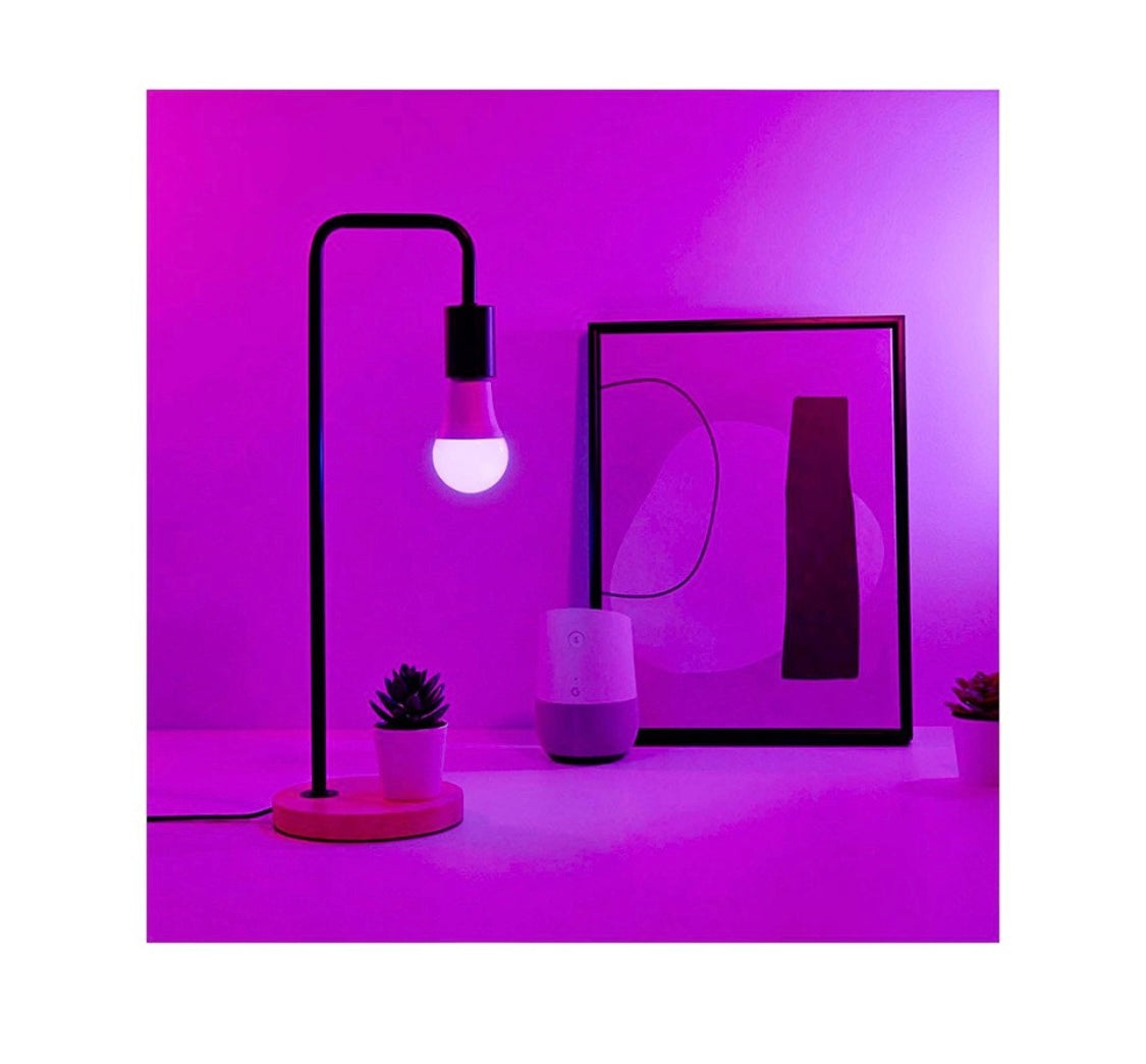 Nityam Ampoule connectée 800 lumens White & Color Wifi iOS/Androïd E27 -2.000F