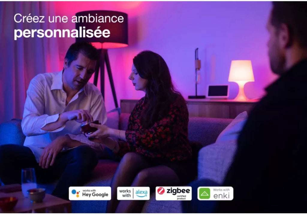 Pack découverte (2 ampoules E27 800 lumens White & Color + Pont + Interrupteur) connectés -14.900F