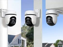 Caméra surveillance motorisée WiFi extérieur 360 iOS/Androïd -19.900F