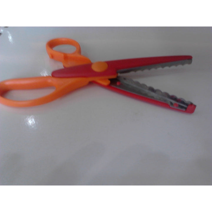 Ciseaux cranteurs 13cm -20% - GEO Gabon Shop Online 