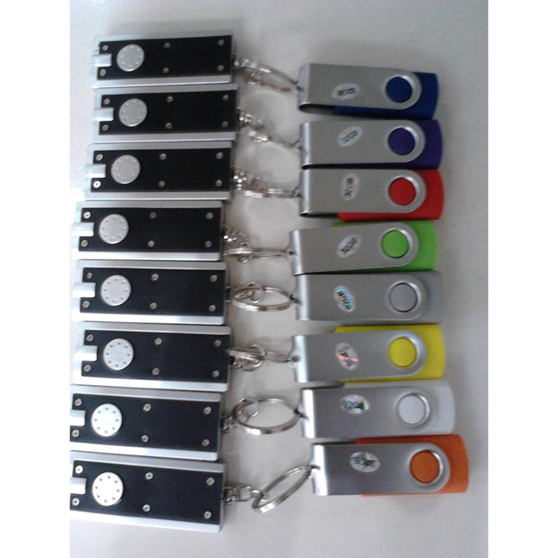 Clé USB 32 Gb 2.0 + Lampe Leds porte-clés -Destockage !!! - GEO Gabon Shop Online 